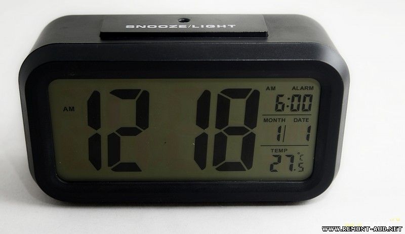 Цифровые часы- будильник с термометром и подсветкой