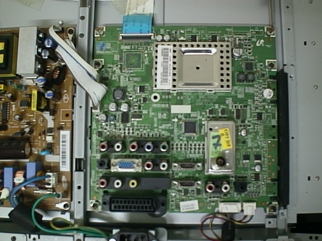 SAMSUNG LE32A330J1. (PSU):BN44-00191B. Main:BN41-00982B. T-CON: V315B1-C01. Inverter:I315B1-16A